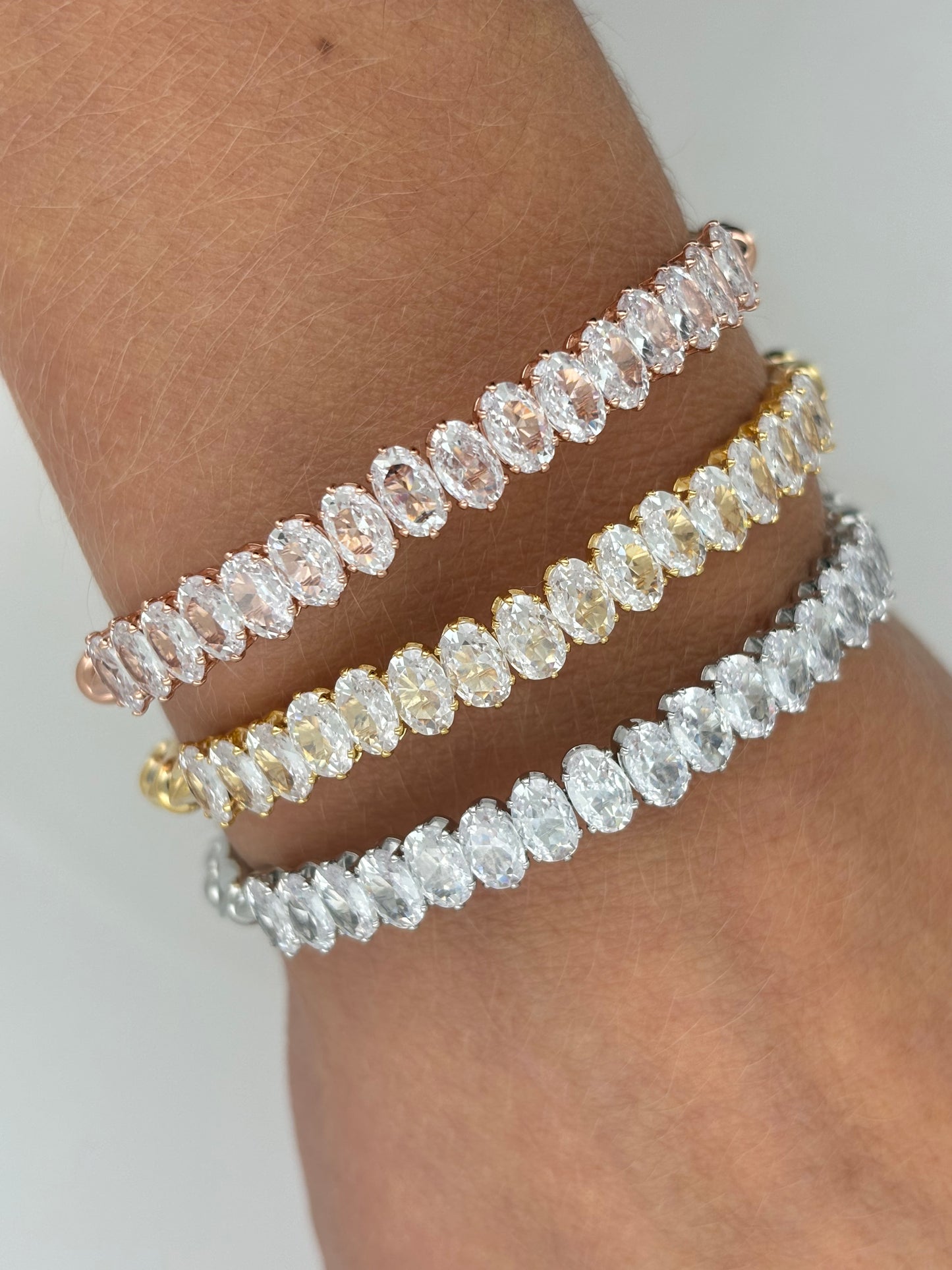 Oval Crystal row flexible bracelet in silver, rose gold or gold P28